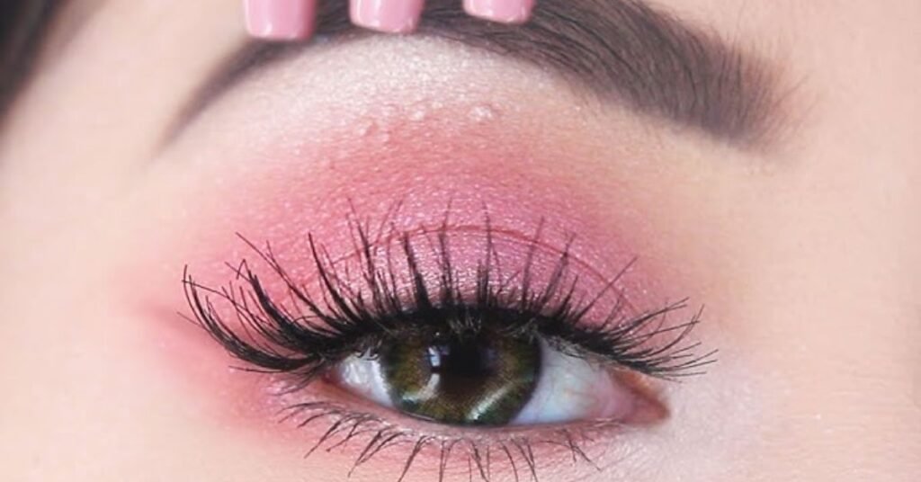 choosing the right makeup style for valentine’s day