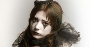 simple clown makeup tips for a perfect party look (2)