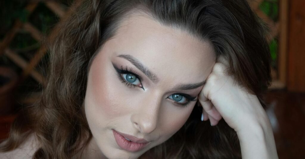 bronze summer makeup look