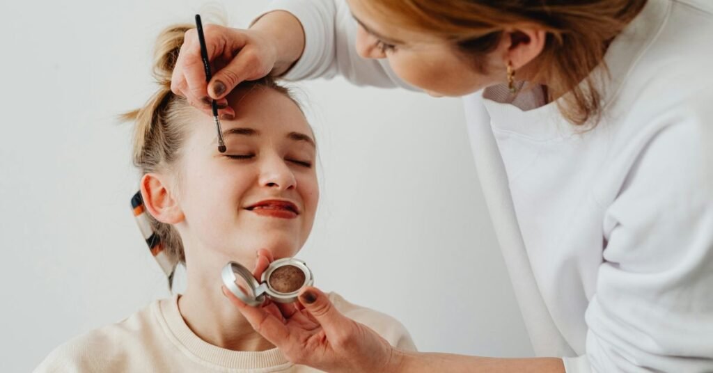 latte makeup trend