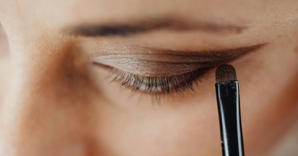 Dark Smokey Eye Makeup
