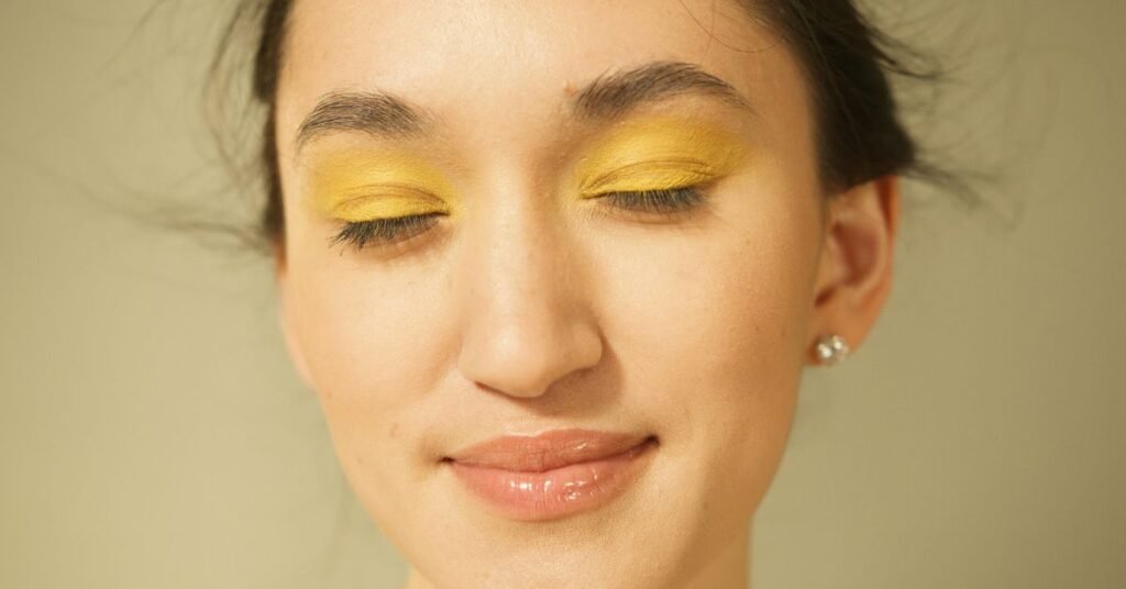 Dark Smokey Eye Makeup